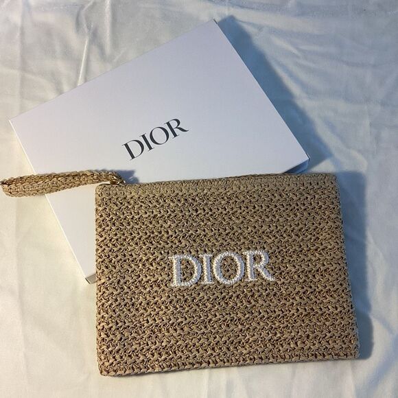 NIB Christian Dior GWP Raffia Zipper Clutch Embroidered Straw Pouch - Picture 1 of 5